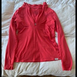 Patagonia, Merino Wool, W’s long sleeve baselayer. Small, BUT FITS LIKE XS.